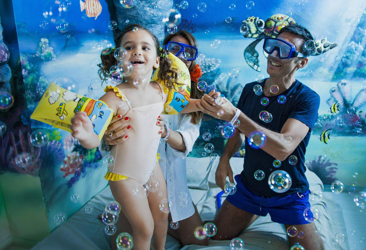 media.camera-slide-1