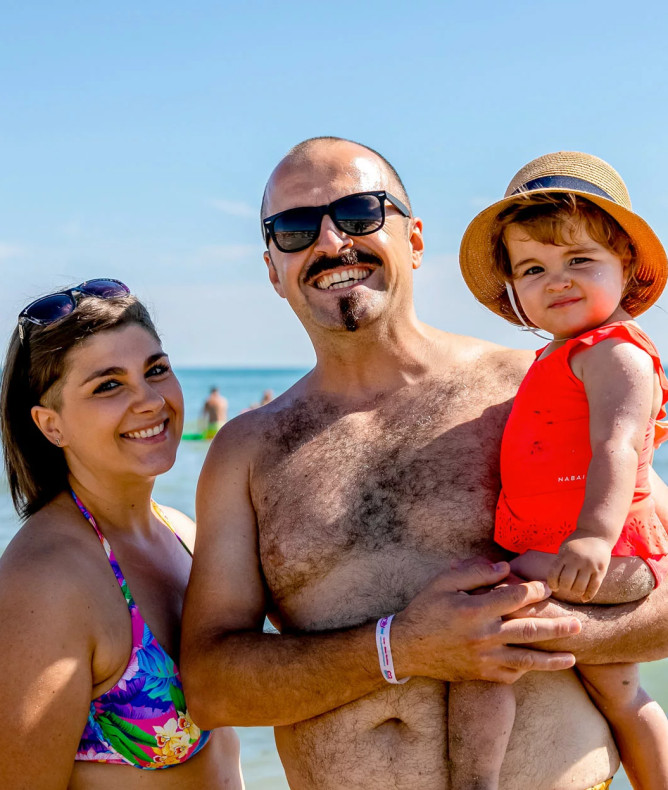 media.Slide-Spiaggia-CFH-Costa-dei-Pini-Cervia