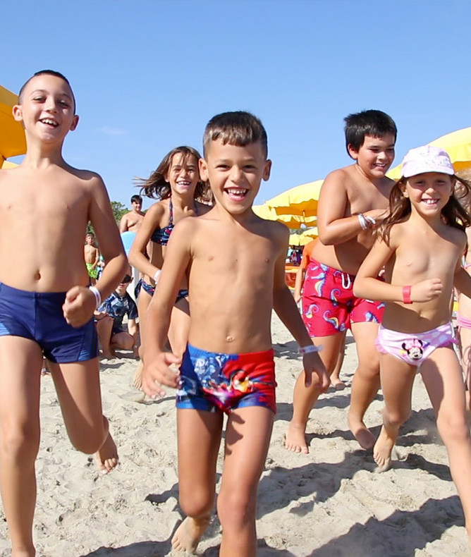 media.Gallery-Animazione-5-CFH-Costa-dei-Pini-Cervia