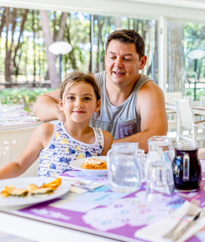 media.Slide-Ristorante-2-CFH-Costa-dei-Pini-Cervia