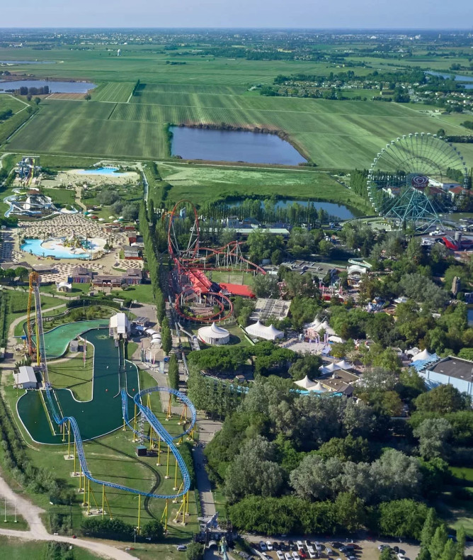 media.Slide-Mirabilandia-CFH-Costa-dei-Pini-Cervia