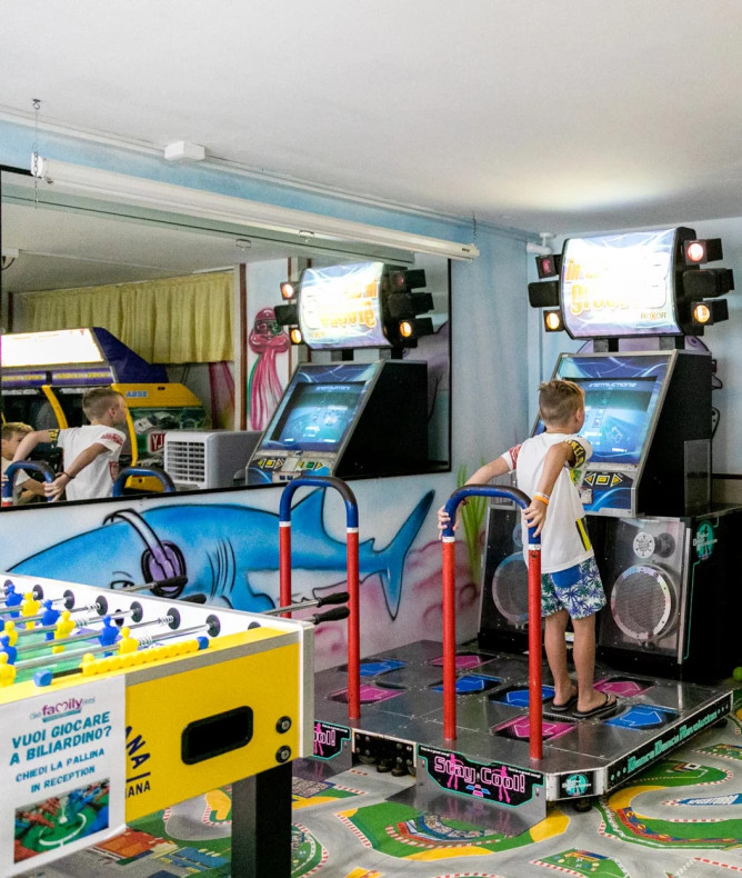 media.Slide-Kids-world-4-CFH-Costa-dei-Pini-Cervia