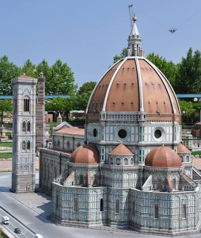 media.Basilica-Santa-Maria-in-Fiore-al-parco-tematico-Italia-in-Miniatura-ingressi-gratuiti-per-tutta-la-famiglia-in-vacanza-al-Club-Family-Hotel-Costa-dei-Pini-Cervia