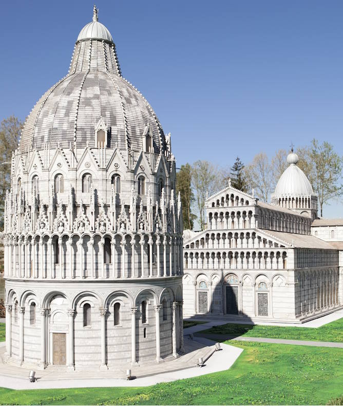 media.Battistero-Cattedrale-Torre-di-Pisa-al-parco-tematico-Italia-in-Miniatura-ingressi-gratuiti-per-tutta-la-famiglia-in-vacanza-al-Club-Family-Hotel-Costa-dei-Pini-Cervia