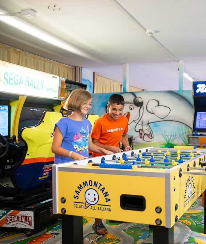 media.Gallery Arcade 3 Sala Giochi per grandi e bambini al Club Family Hotel Residence Costa dei Pini Pinarella di Cervia