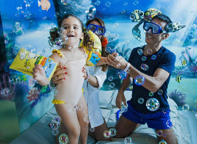 media.camera-slide-1