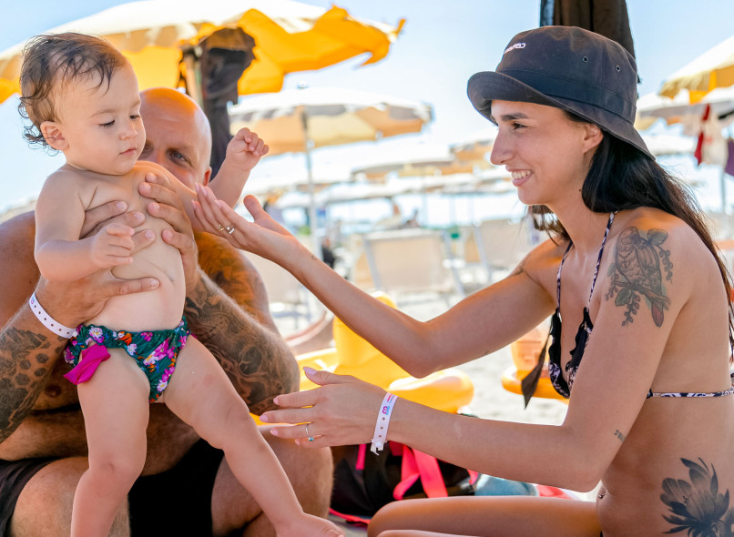 media.Slide-Genitori-felici-CFH-Costa-dei-Pini-Cervia